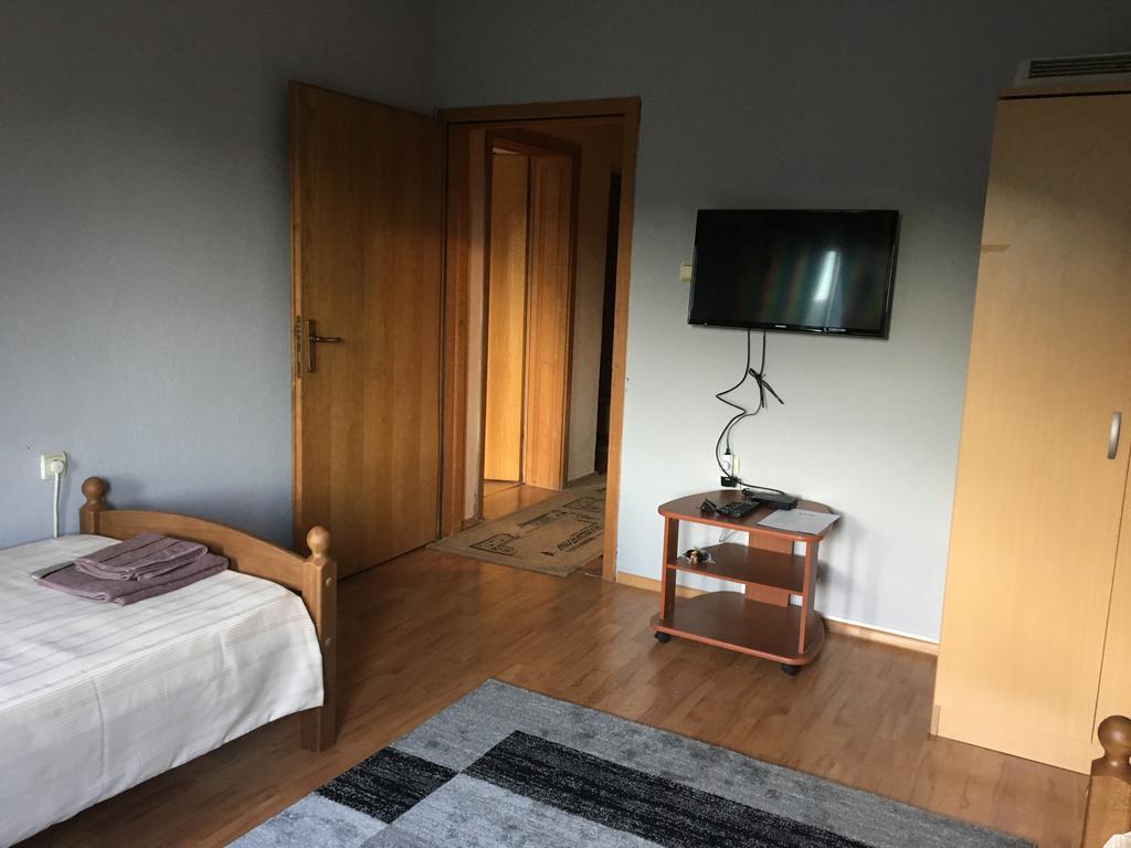 Mell Apartments Mostar Esterno foto