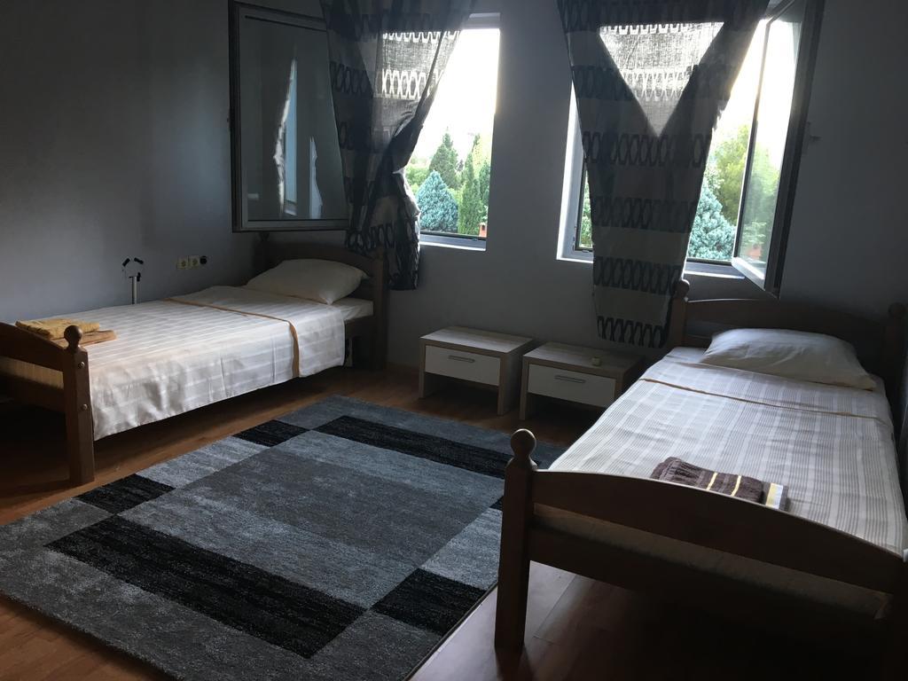 Mell Apartments Mostar Esterno foto
