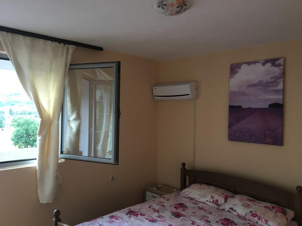 Mell Apartments Mostar Esterno foto