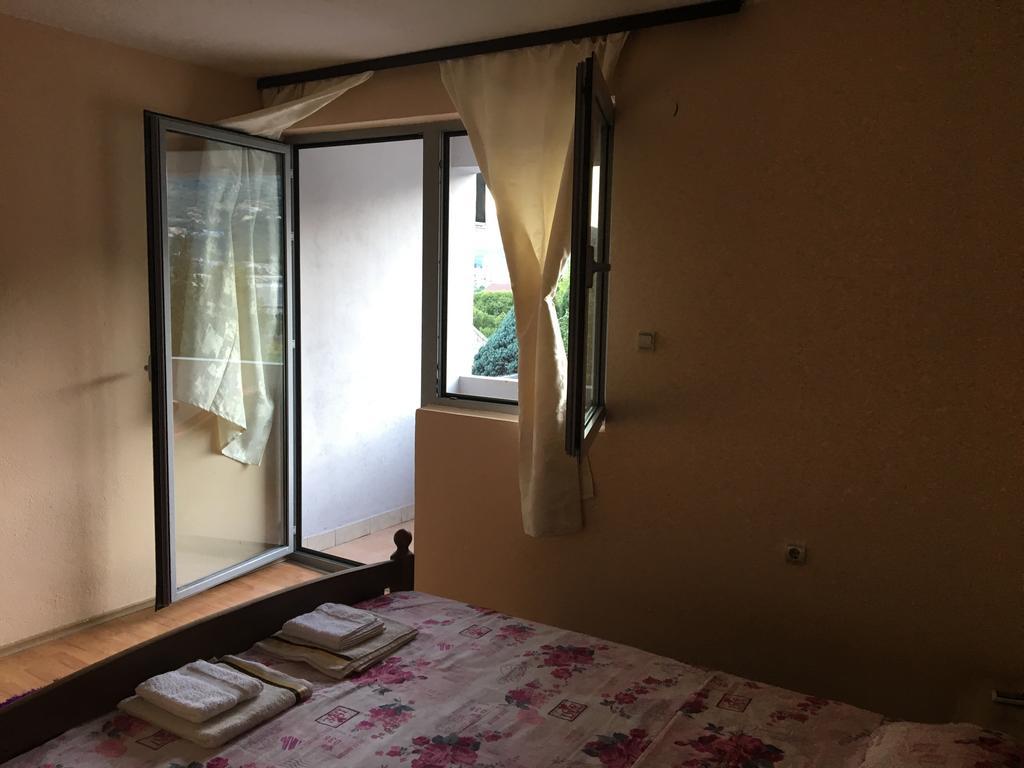 Mell Apartments Mostar Esterno foto