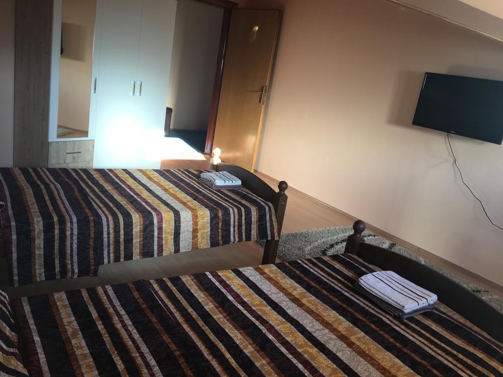 Mell Apartments Mostar Esterno foto